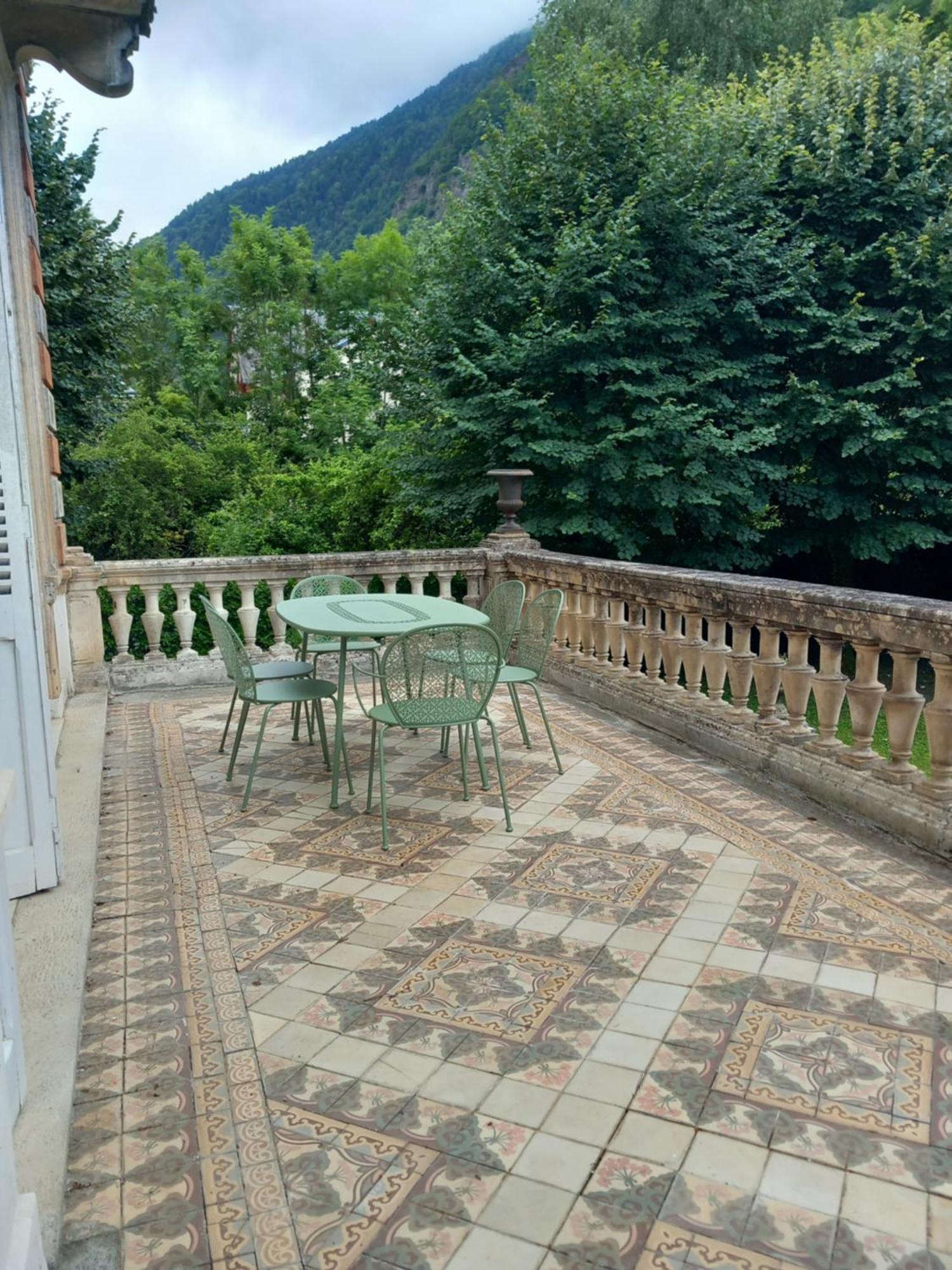 Villa Du Lys Bagnères-de-Luchon Eksteriør bilde